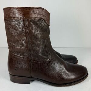 Frye Cara Roper Short Pull-On Ankle Boots Brown Pebbled Leather Women’s Size‎ 8